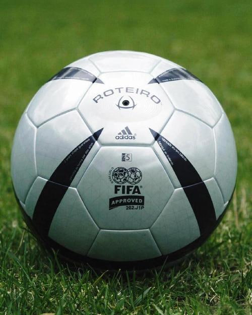 最全的篮球比分网实时数据界面展示